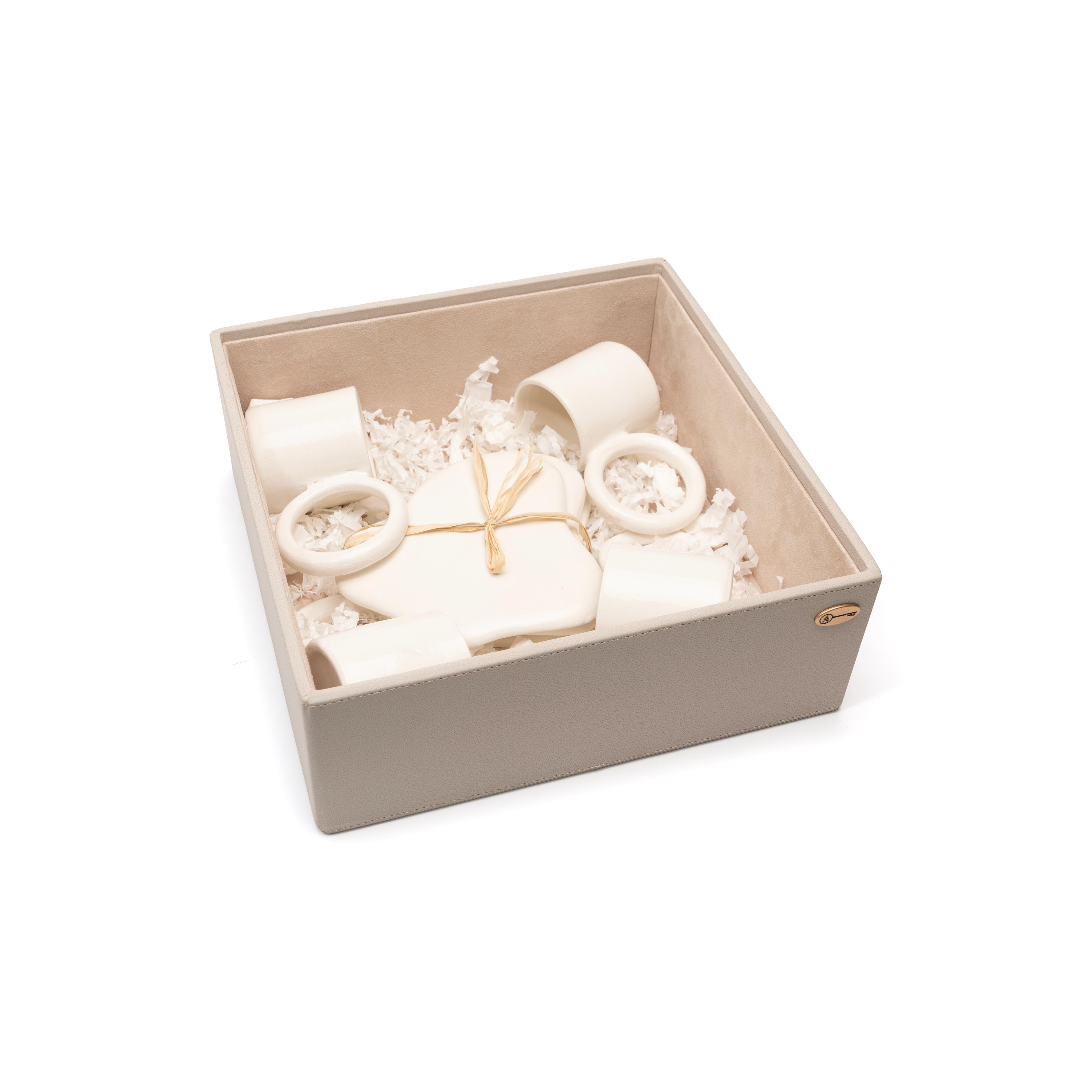 Coffret: 4 tasses et sous tasses désign - Image 2